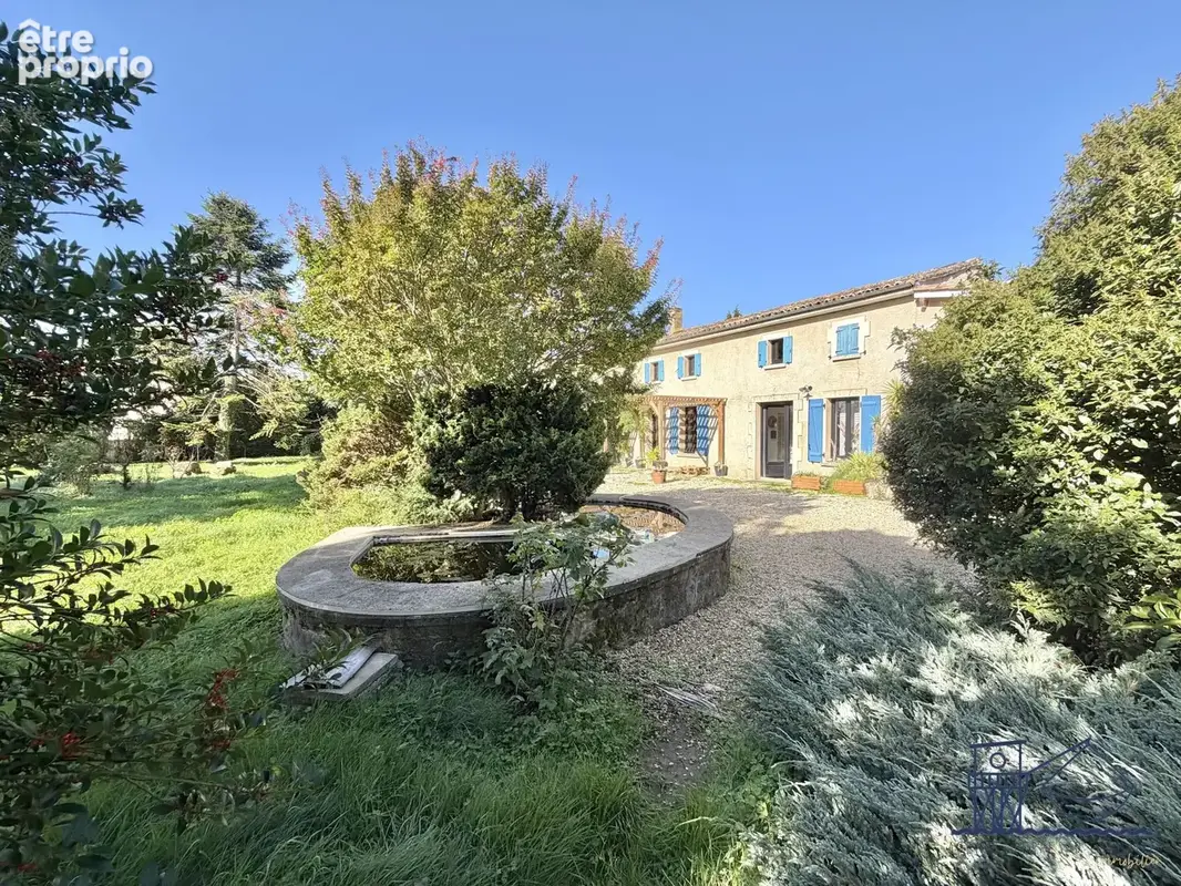 Maison 7 pièces 330 m² à vendre à Clion (17240) - photo 5