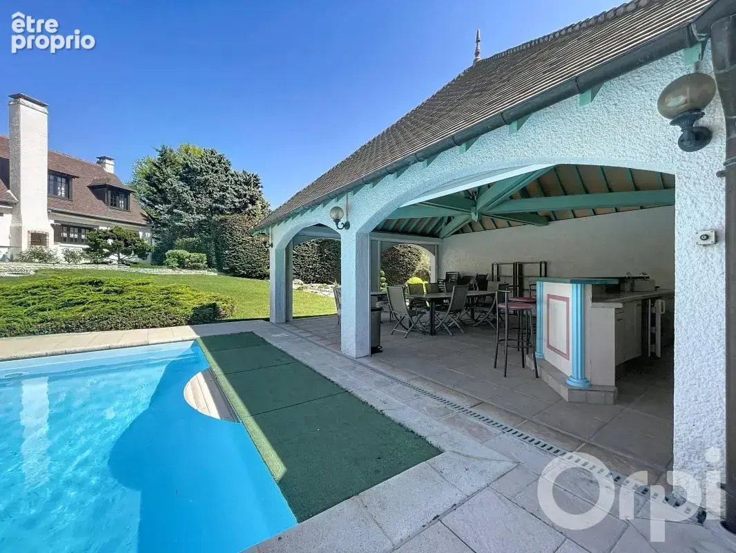 Demeure d'exception à boissy-sous-st-yon – 250 m² de luxe, parc paysagé et piscine - photo 20
