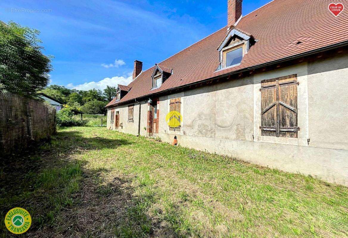 Maison à JOUET-SUR-L'AUBOIS