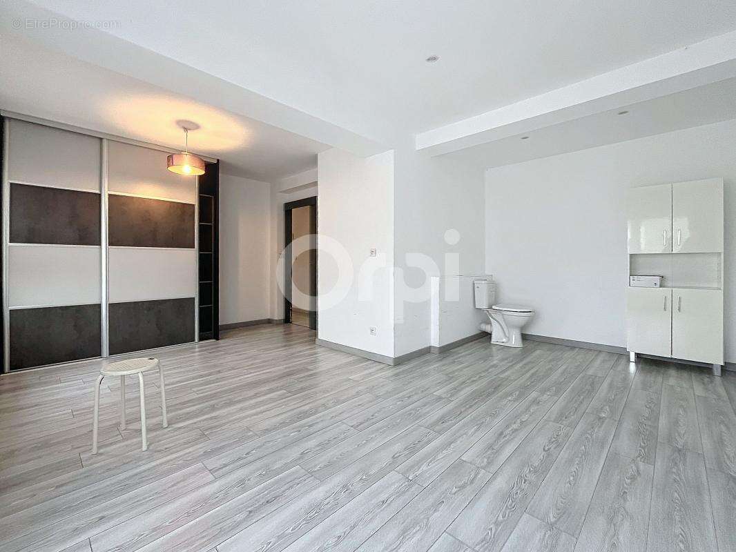 Maison à RESSONS-SUR-MATZ