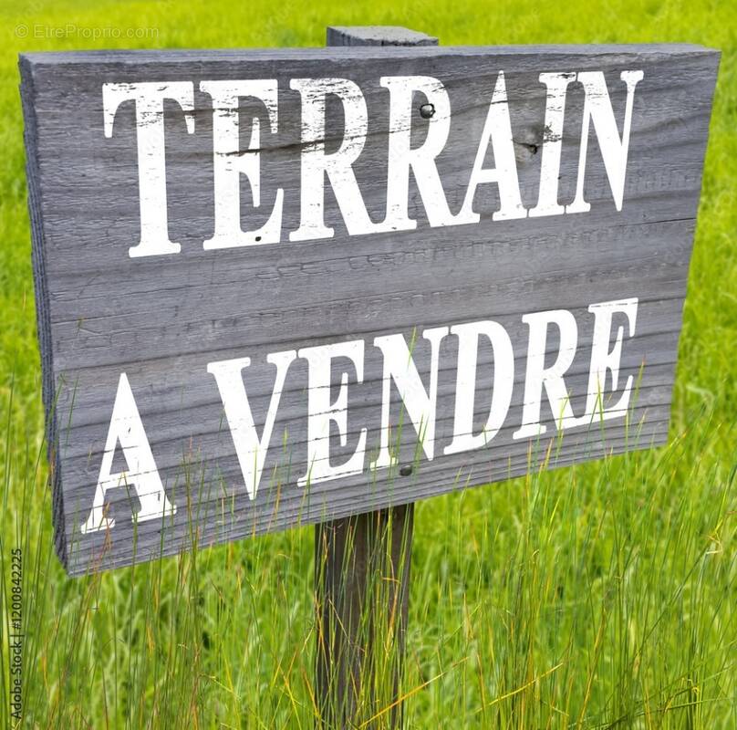 Terrain à BOIS-L'EVEQUE