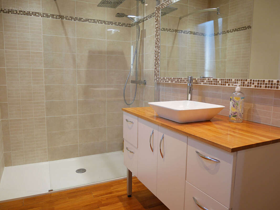 Maison 165 m² à Barentin  - photo 6