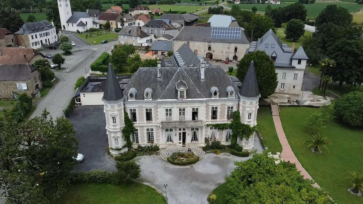 Autre à NAVARRENX