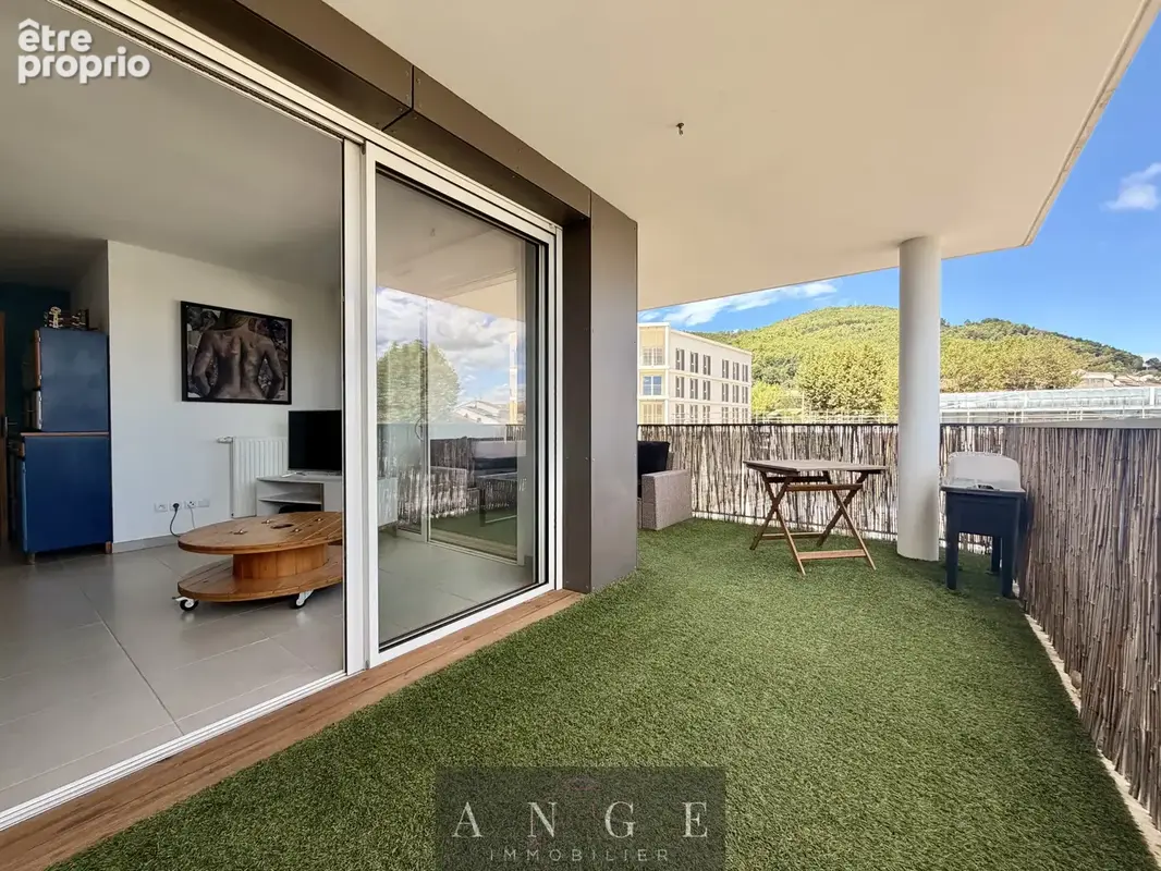 Appartement T3, terrasse et Parking STANDING - photo 9