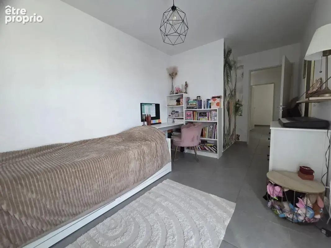 Appartement de 5 pièces de 96 m² à Marseille - photo 8