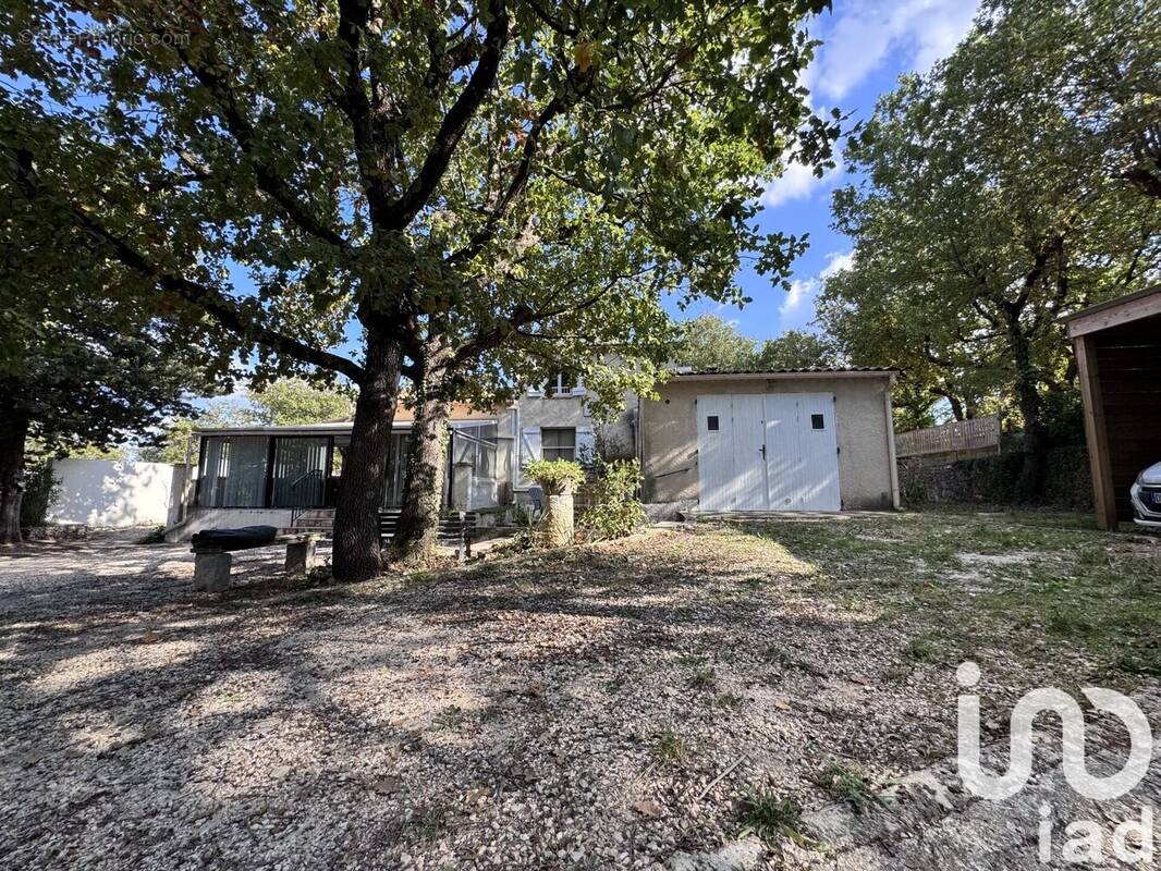 Photo 1 - Maison à SAINT-MAXIMIN-LA-SAINTE-BAUME