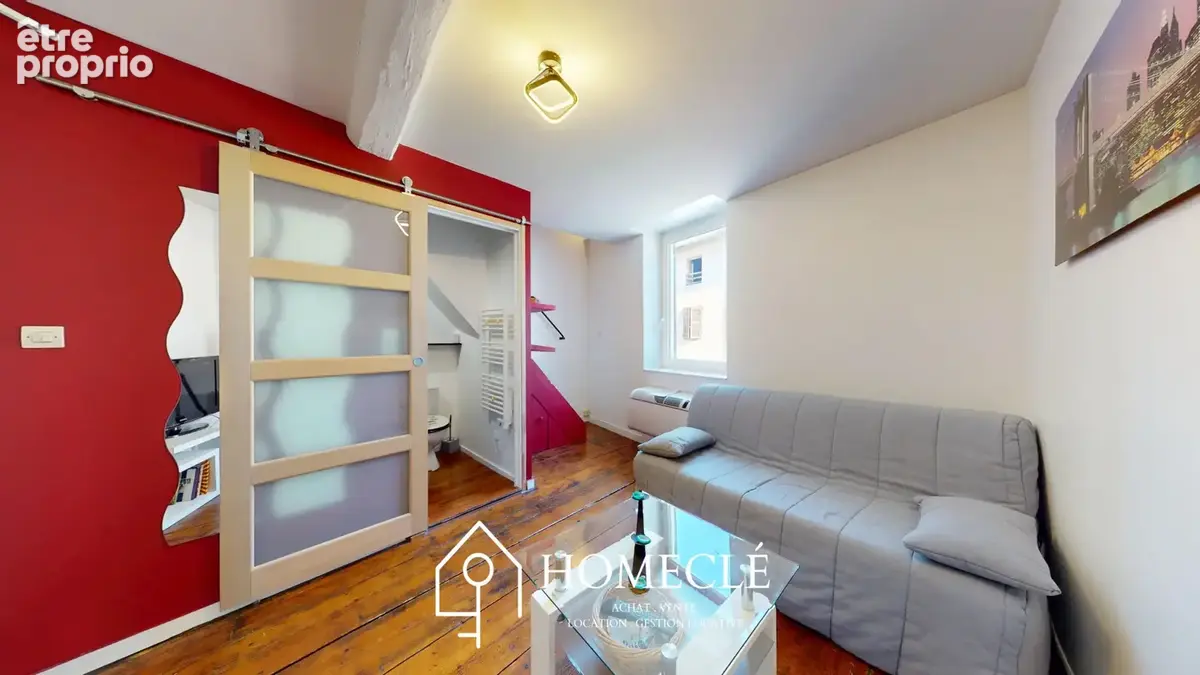 Appartement Triplex - 45 m2 - Centre-ville de Montmerle-sur-Saône - photo 5