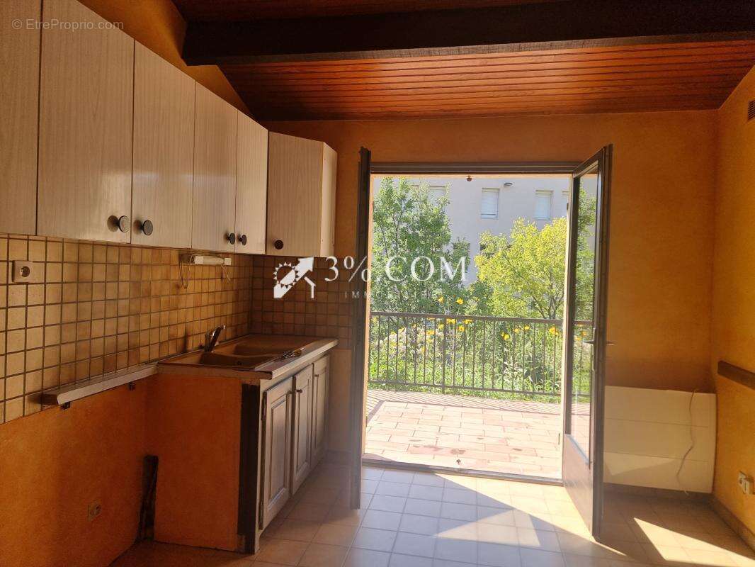 Nyons 2mn du centre : villa 3 chambres - garage  - jardin cl - photo 4