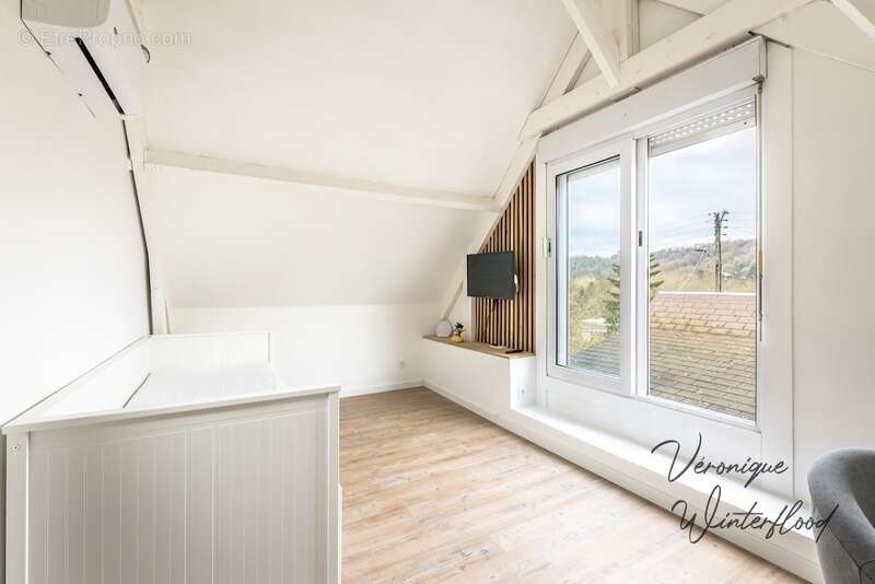 Maison à AUFFREVILLE-BRASSEUIL