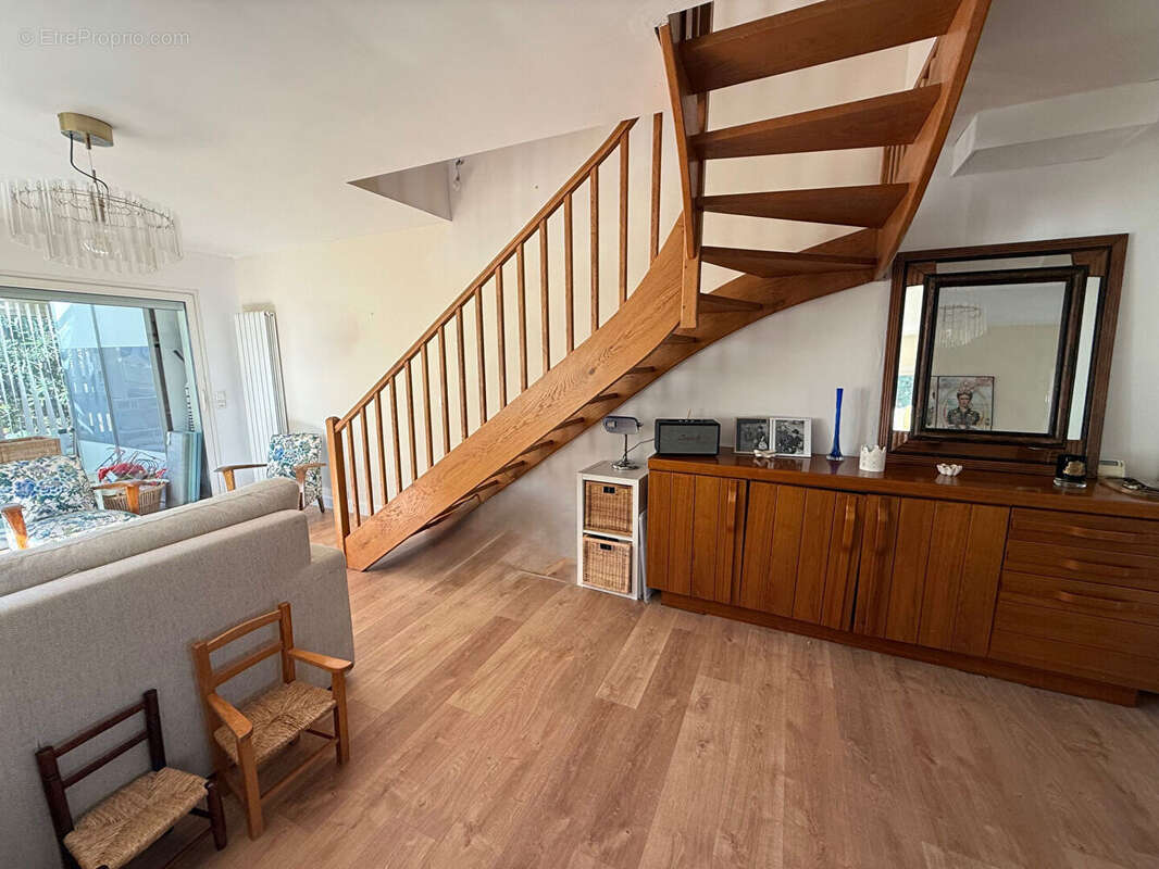 Maison à LE POULIGUEN