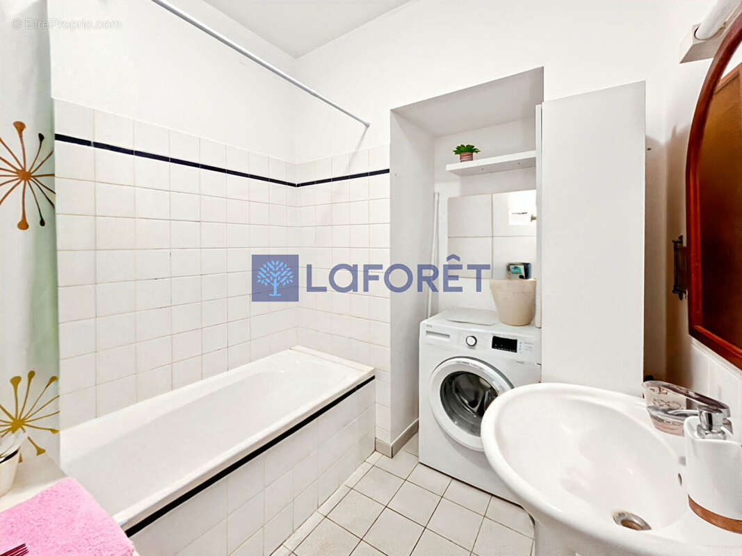 Appartement à AZAY-LE-RIDEAU