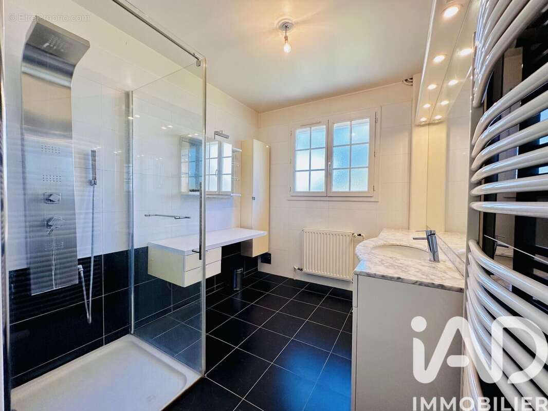 Photo 8 - Maison à SARAN