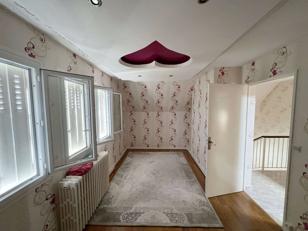 Maison à CHATELLERAULT