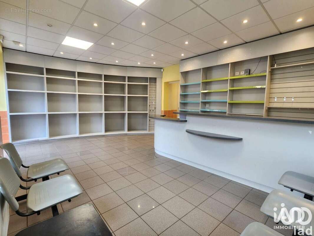 Photo 2 - Commerce à DUNIERES