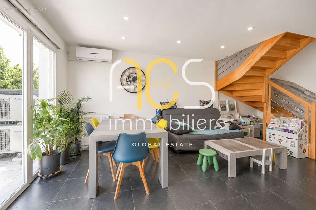 Achat Vente Maison 3 pièces 63 m2 Terrasse Jardin Parking - photo 2