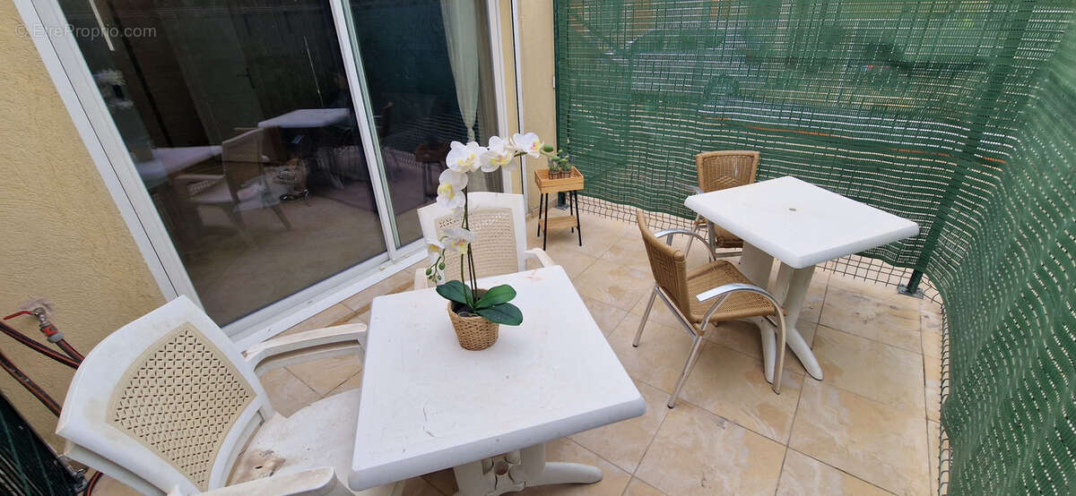 Appartement à CARRY-LE-ROUET