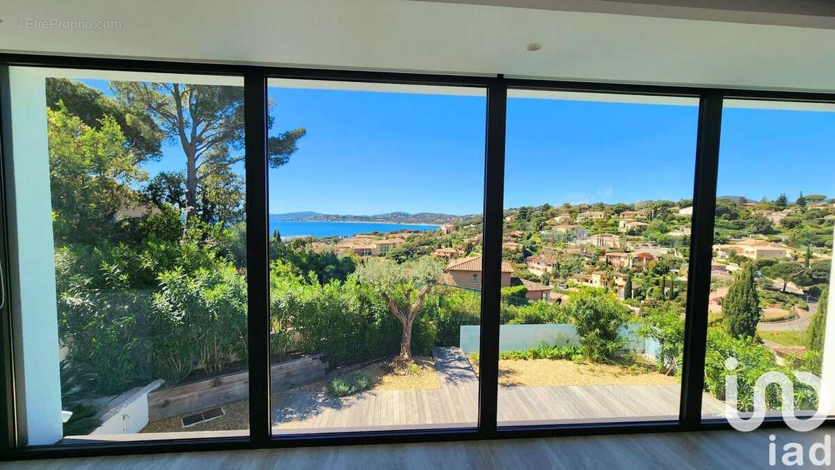 Photo 4 - Maison à LES ISSAMBRES