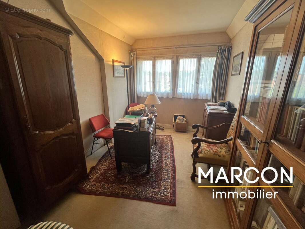 Maison à AUBUSSON