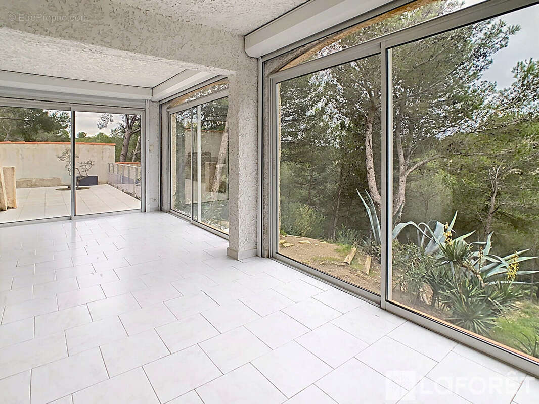 Maison à ENSUES-LA-REDONNE