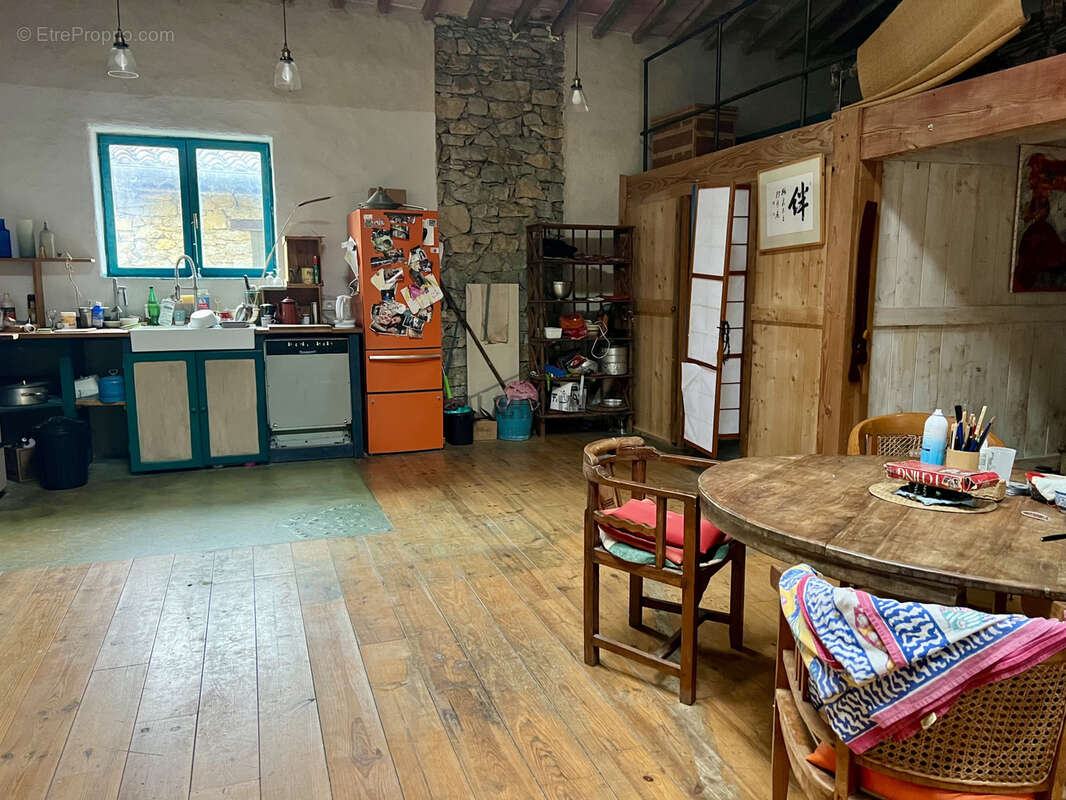 Maison à SERVIES-EN-VAL