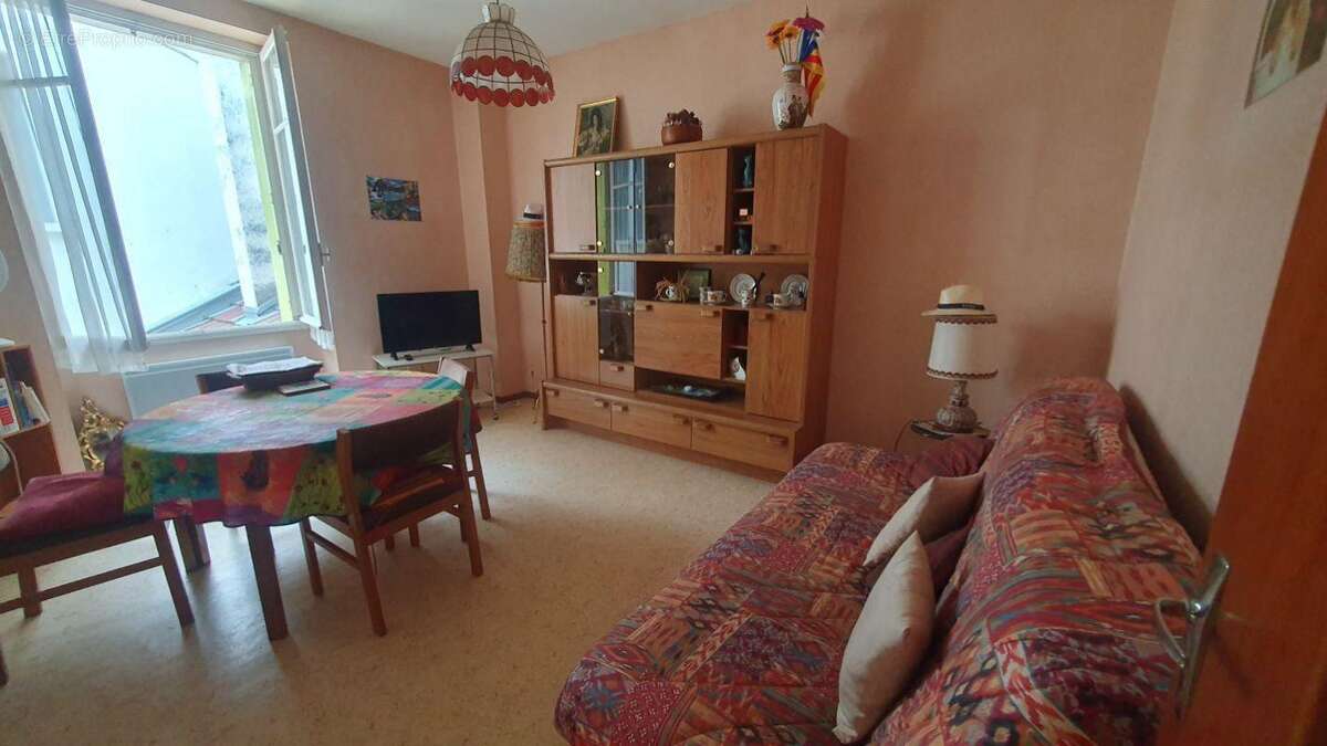 Appartement à AX-LES-THERMES