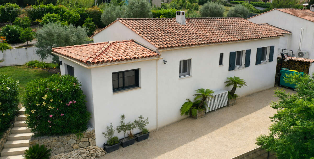 Maison à PEYMEINADE