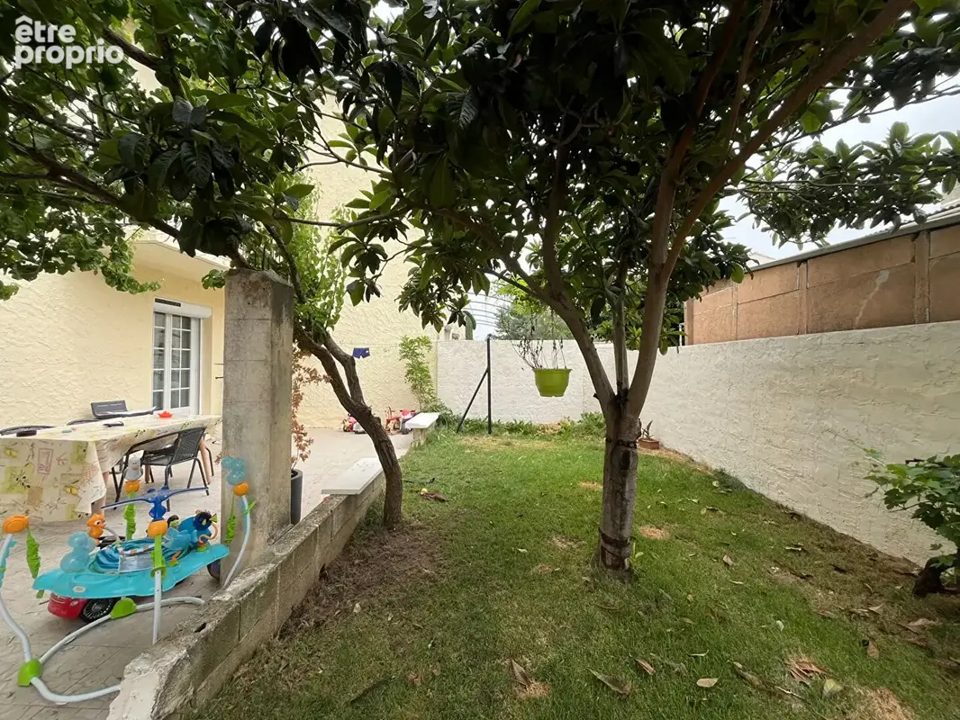Maison Arles 5 pièce(s) 104 m2 - photo 3