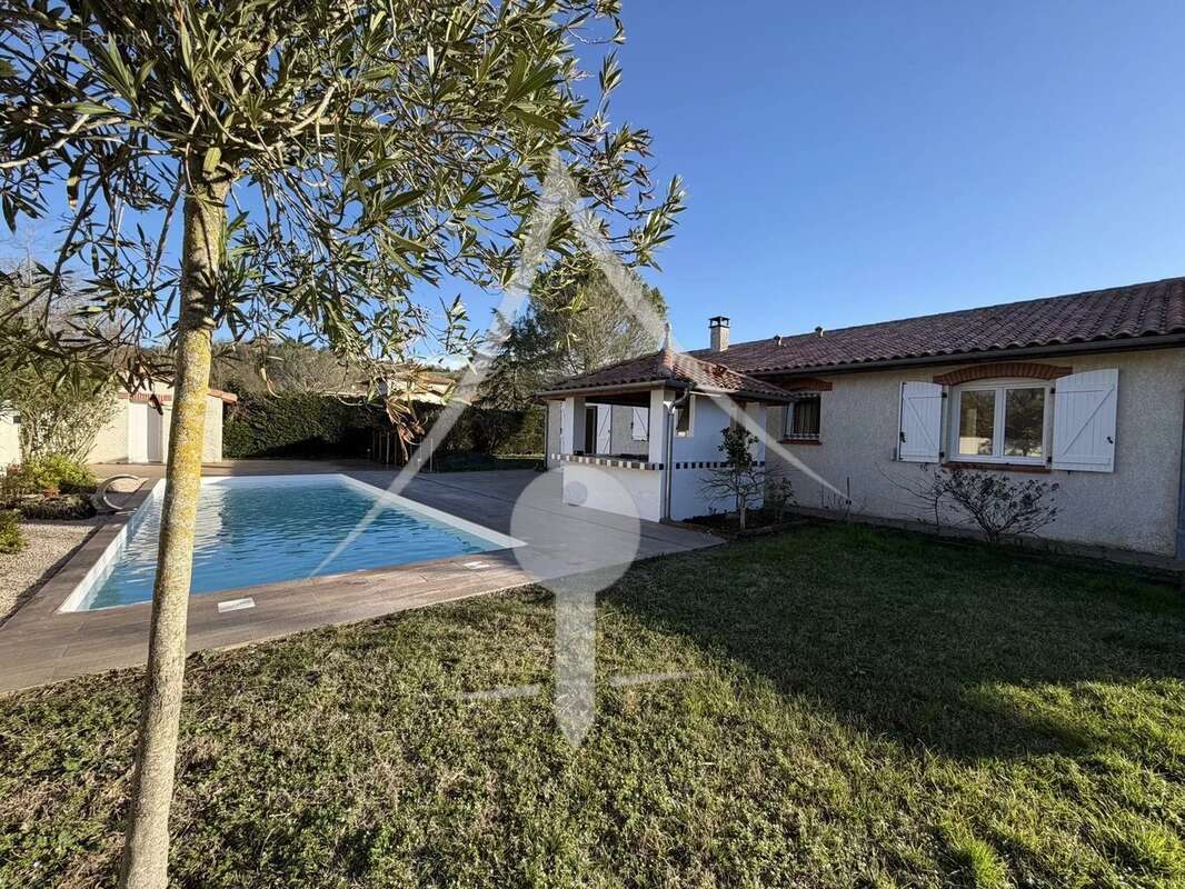 Maison à LE FAUGA