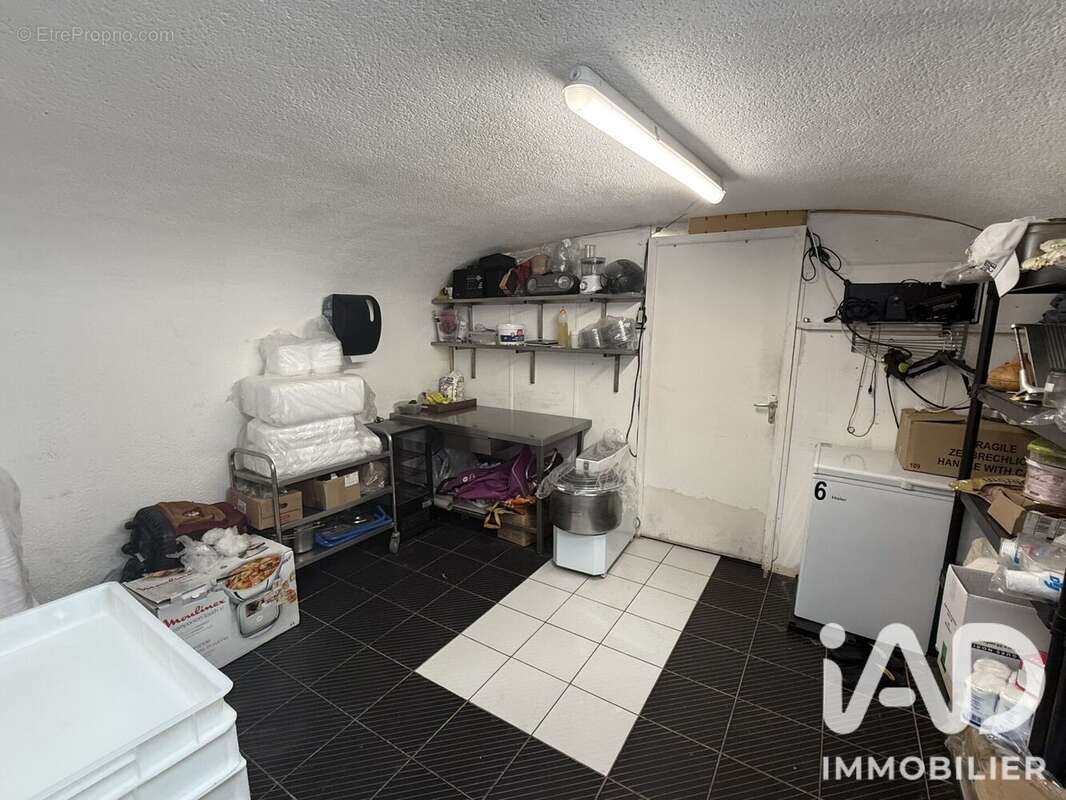 Appartement 225 m² à Le Chatelet-En-Brie  - photo 6