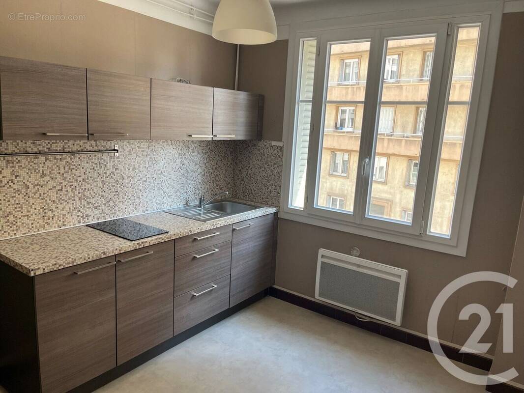 Appartement à LYON-7E