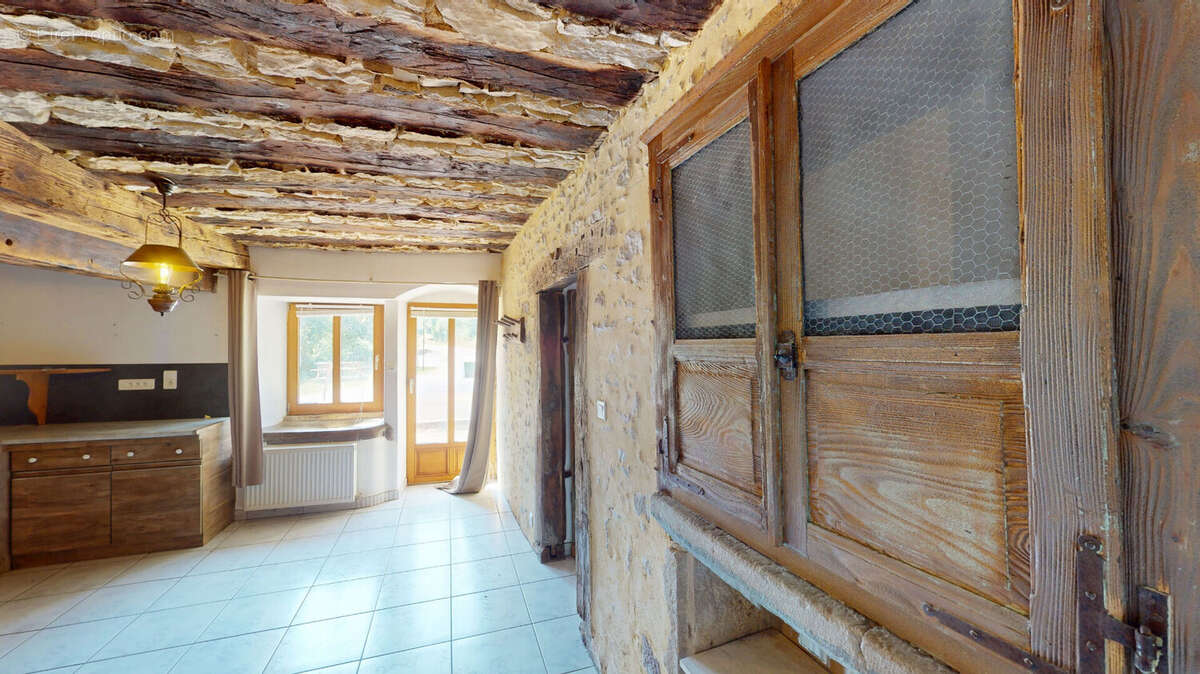Maison 7 pièce(s) 162 m2 - photo 3