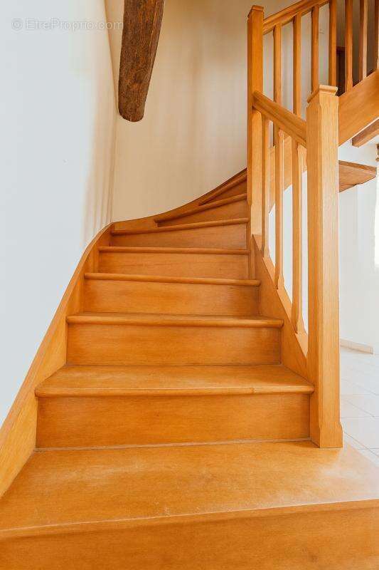 Maison à CHAMPIGNY-LE-SEC