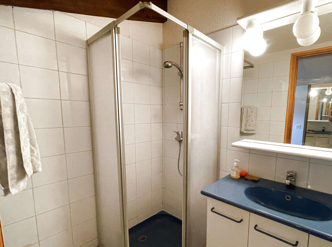 Maison à SAINT-ROMAN-DE-MALEGARDE