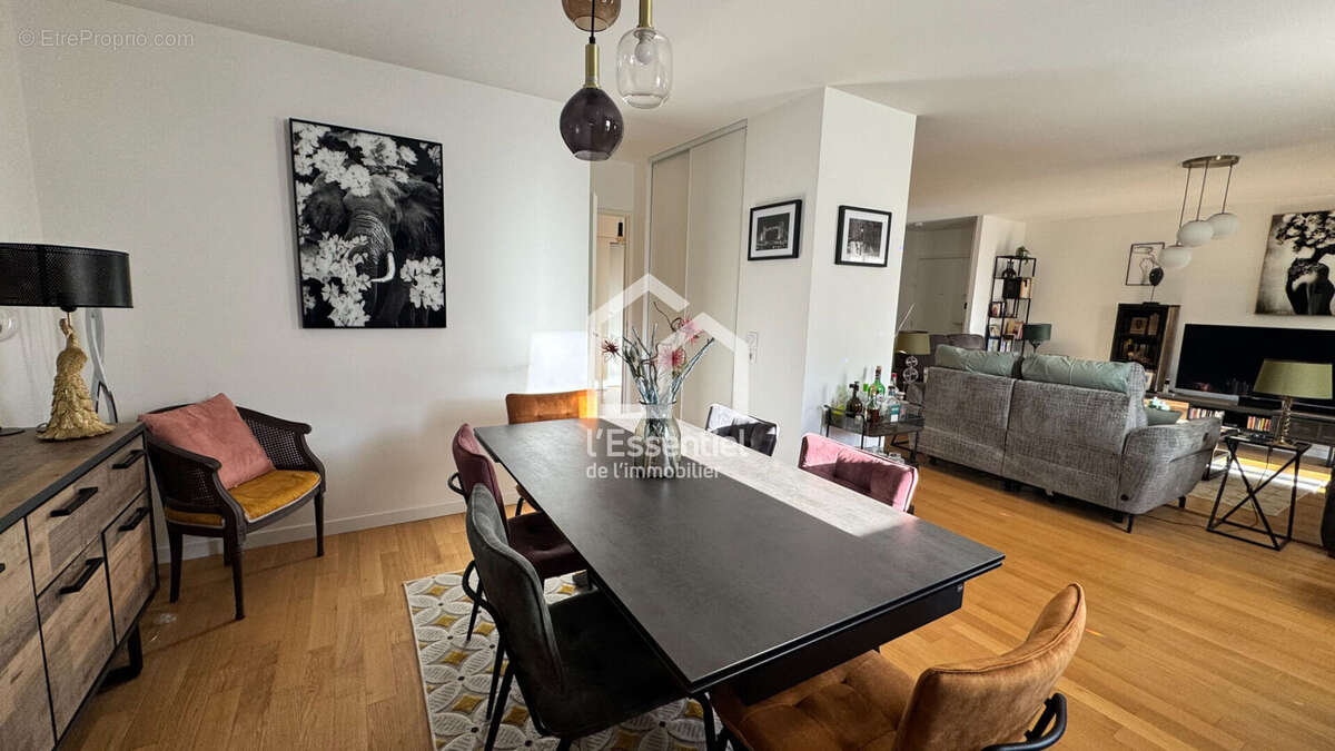 Appartement à VERNEUIL-SUR-SEINE