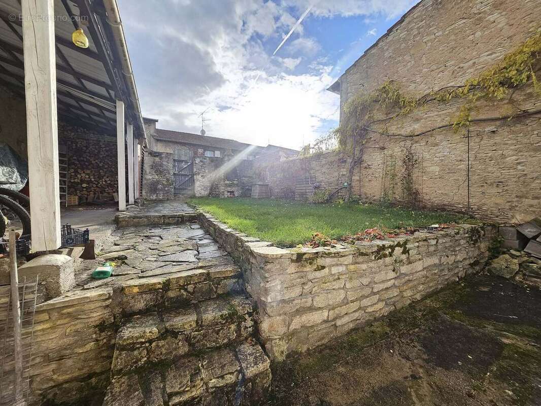 Maison à EINVILLE-AU-JARD