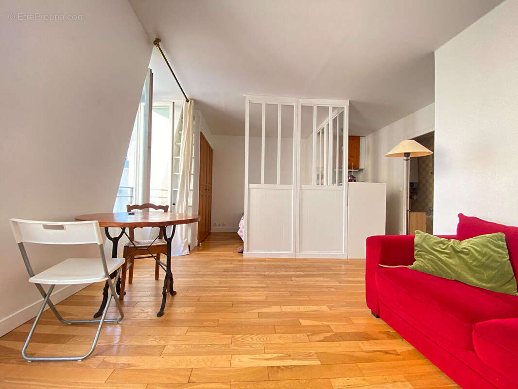 Appartement 28m² à paris 3e arrondissement - photo 2