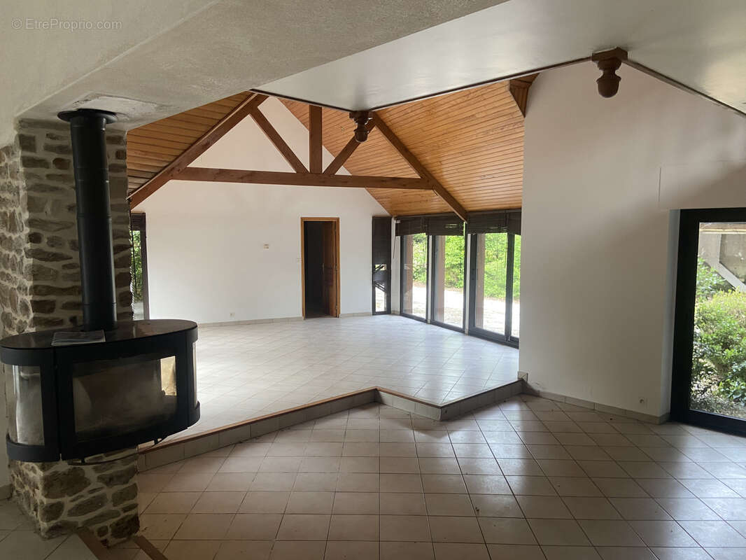 Propriété d'exception avec piscine intérieure   269 m2   Créhen - photo 8