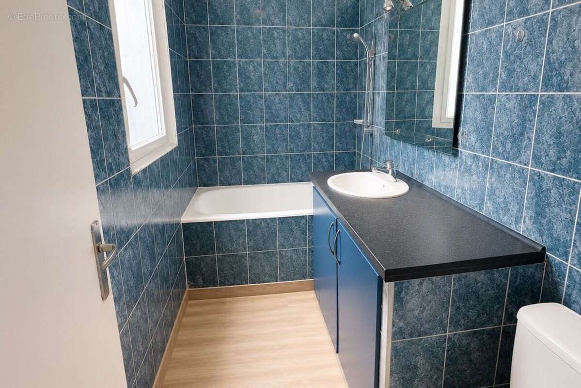 Appartement à SAINT-MAUR-DES-FOSSES