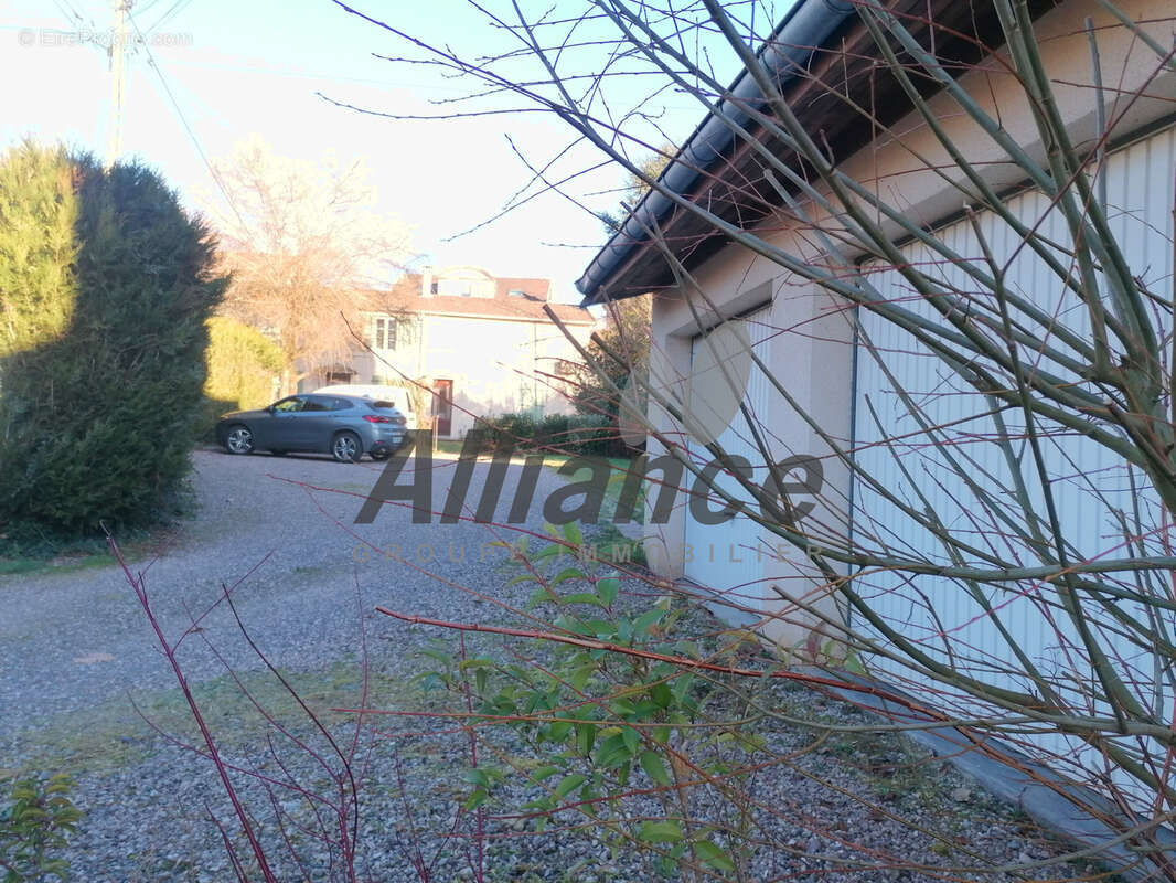 Appartement à LUXEUIL-LES-BAINS