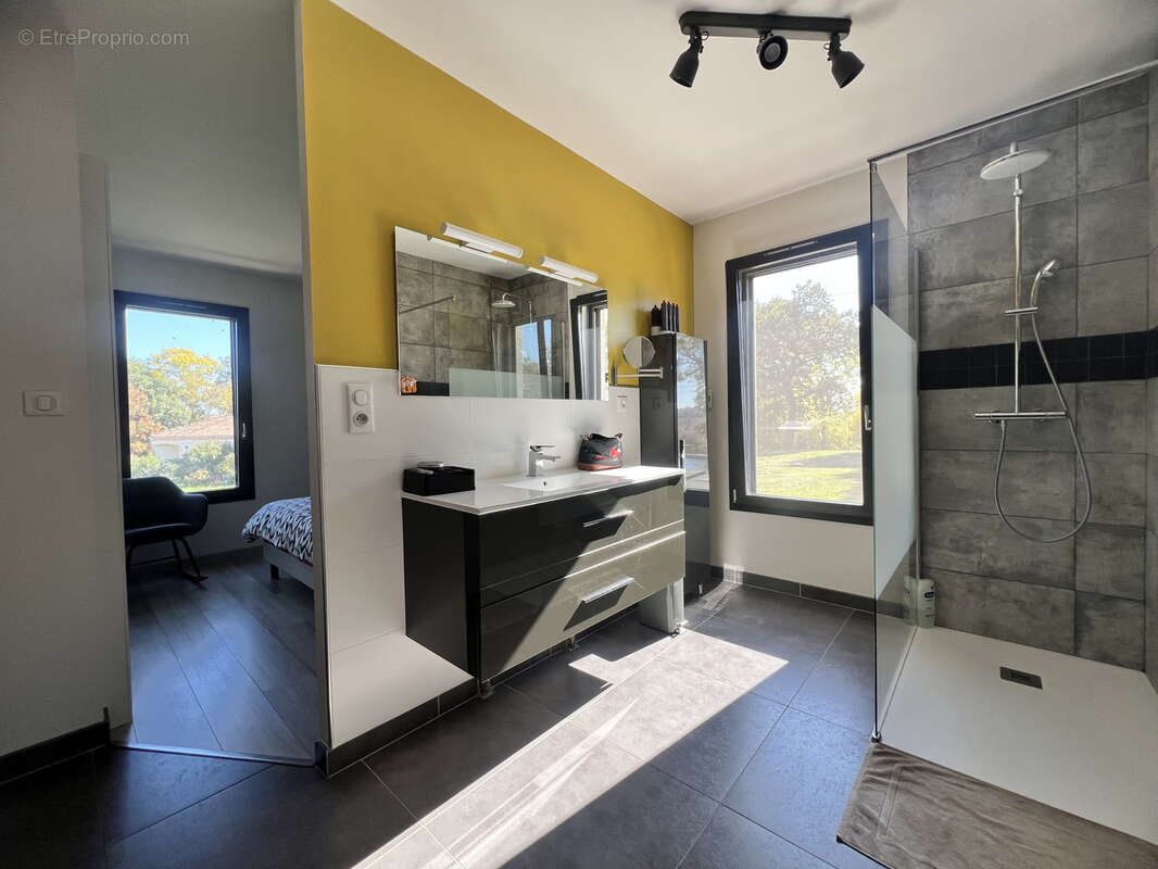 Maison à L&#039;ISLE-JOURDAIN