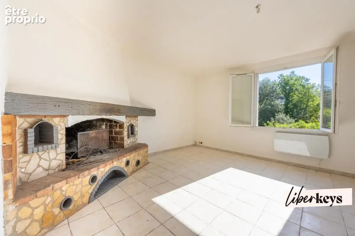 Au calme absolu et dans un parc arboré, propriété 2 habitations et dépendances - photo 2
