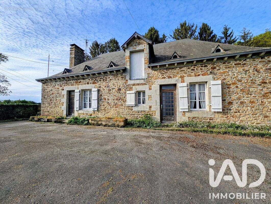 Photo 1 - Maison à RANNEE