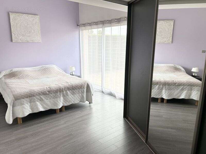 Maison à MONTROND-LES-BAINS