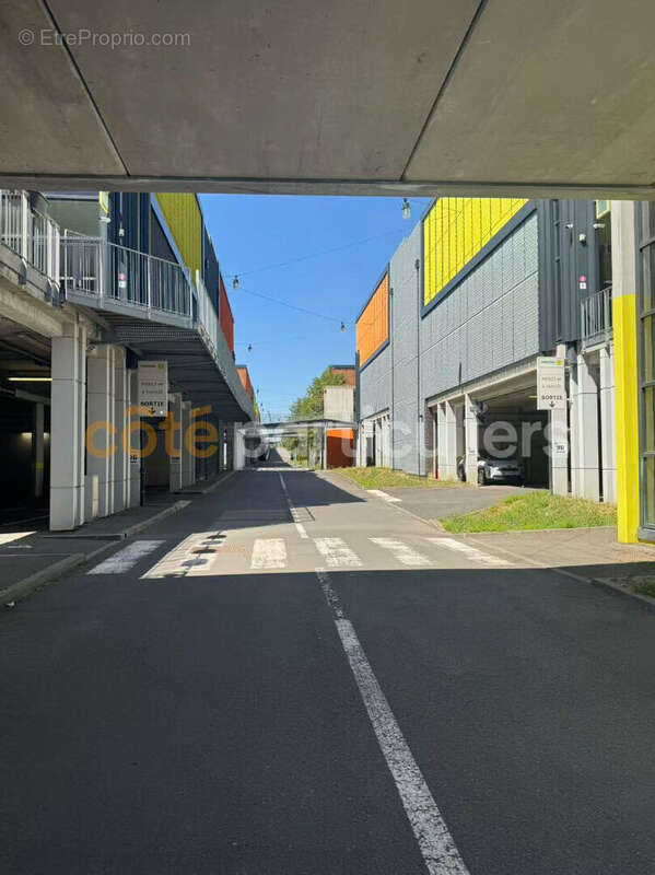 Vente Local Commercial 200 M² à Tremblay-en-France (93290) - photo 5