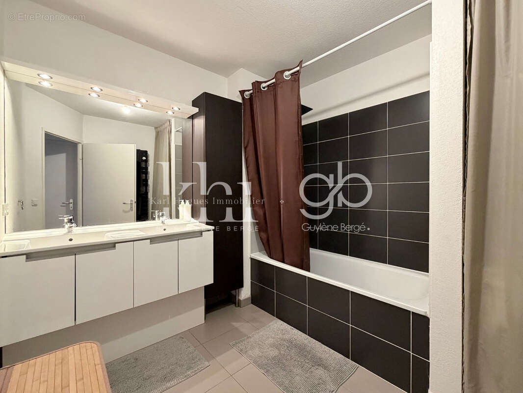 Appartement à JUVIGNAC