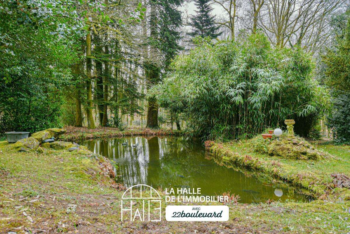 Maison à BONNAC-LA-COTE