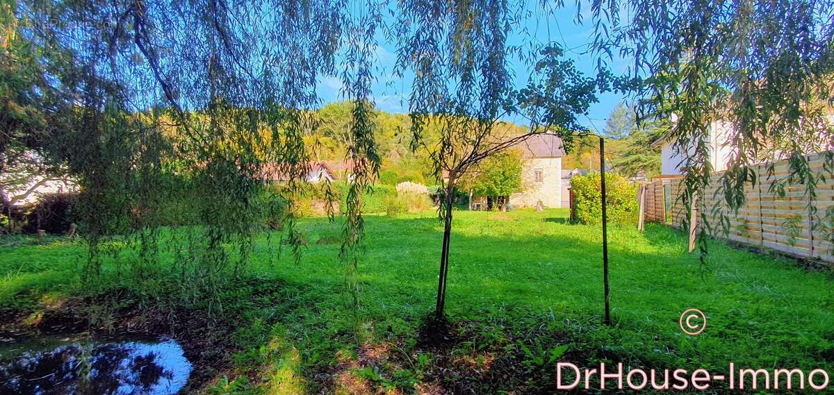 Maison à LE LARDIN-SAINT-LAZARE