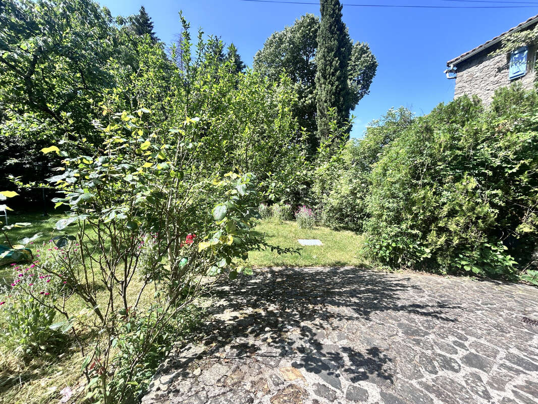 Maison à SAINT-ANDRE-DE-MAJENCOULES