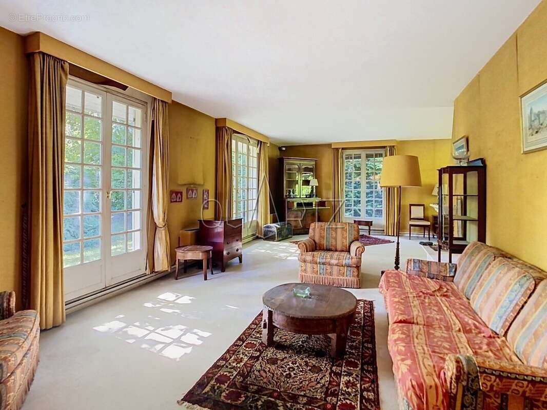 Maison à VERSAILLES