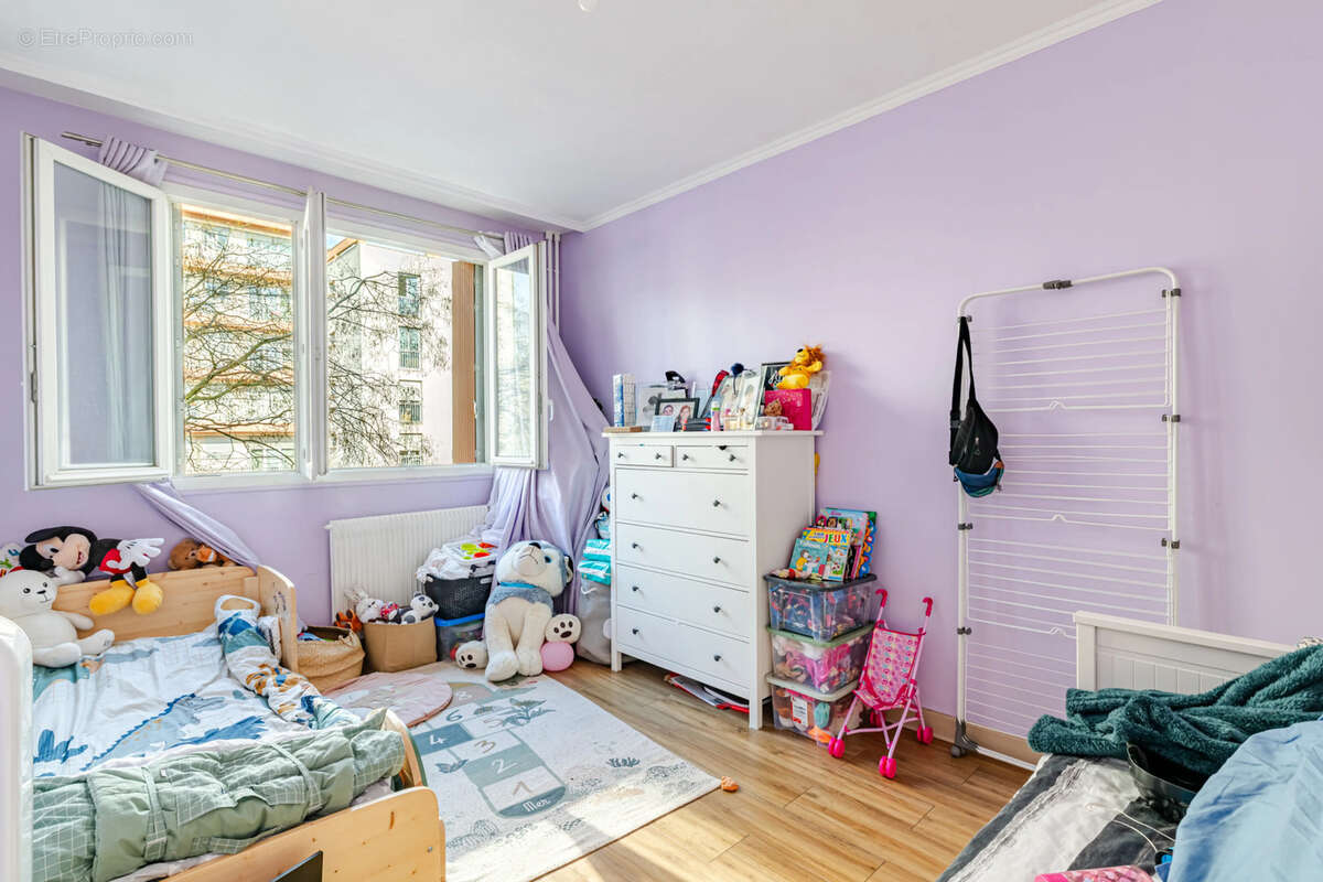 Appartement à EPINAY-SUR-SEINE